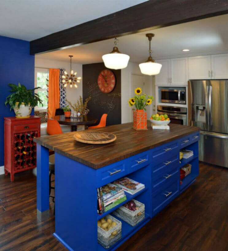 A home with a colorful kitchen